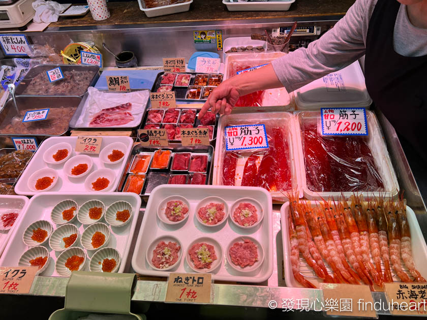 日本青森魚菜中心/古川市場：自選海鮮丼配料價錢便宜又新鮮