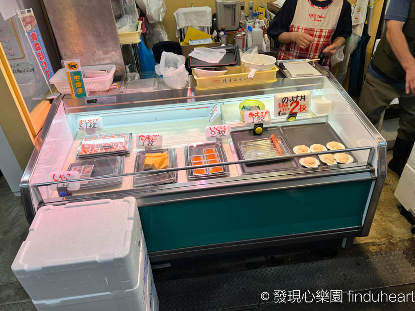日本青森魚菜中心/古川市場：自選海鮮丼配料價錢便宜又新鮮