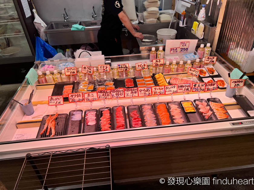 日本青森魚菜中心/古川市場：自選海鮮丼配料價錢便宜又新鮮