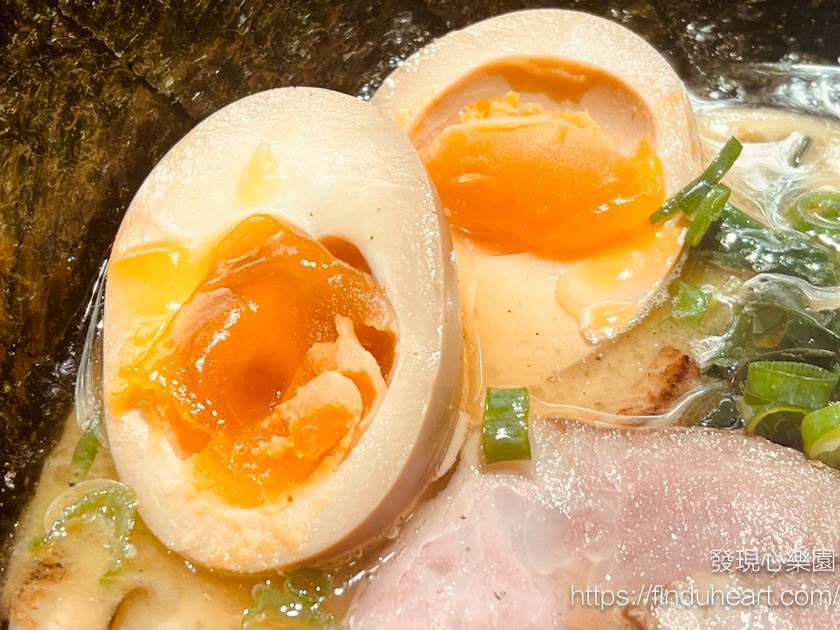 桃園美食:俺ん家ラーメン，老闆夫婦都是來是日本的家系拉麵(桃園藝文特區美食)