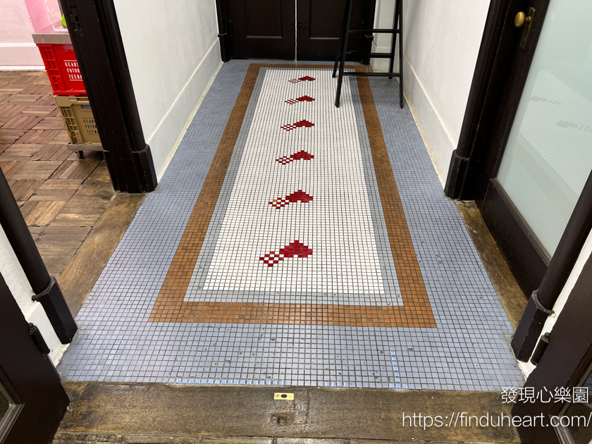 京都必去:全日本只有兩間!HUMAN MADE x 藍瓶咖啡 Blue Bottle 聯名店,超可愛藍色愛心限定商品 京都必去:全日本只有兩間!HUMAN MADE x 藍瓶咖啡 Blue Bottle 聯名店,超可愛藍色愛心限定商品