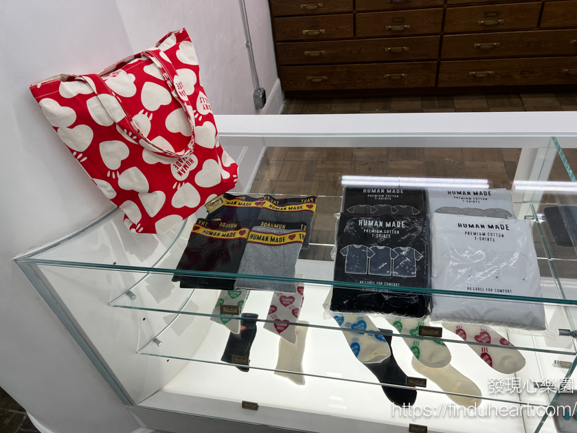 京都必去:全日本只有兩間!HUMAN MADE x 藍瓶咖啡 Blue Bottle 聯名店,超可愛藍色愛心限定商品 京都必去:全日本只有兩間!HUMAN MADE x 藍瓶咖啡 Blue Bottle 聯名店,超可愛藍色愛心限定商品