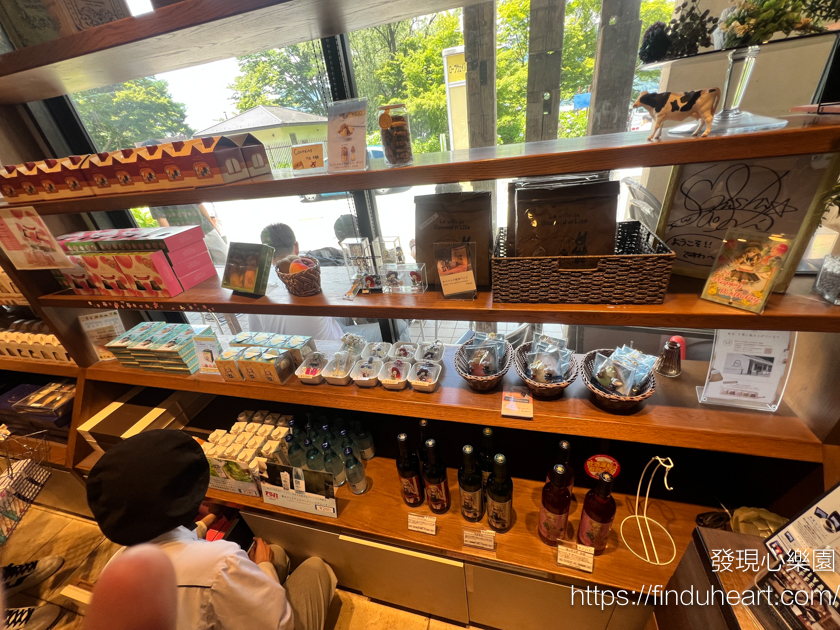 日本富士山河口湖限定！FUJIYAMA COOKIE富士山餅乾，本店就在「天上山公園纜車」旁的美味伴手禮