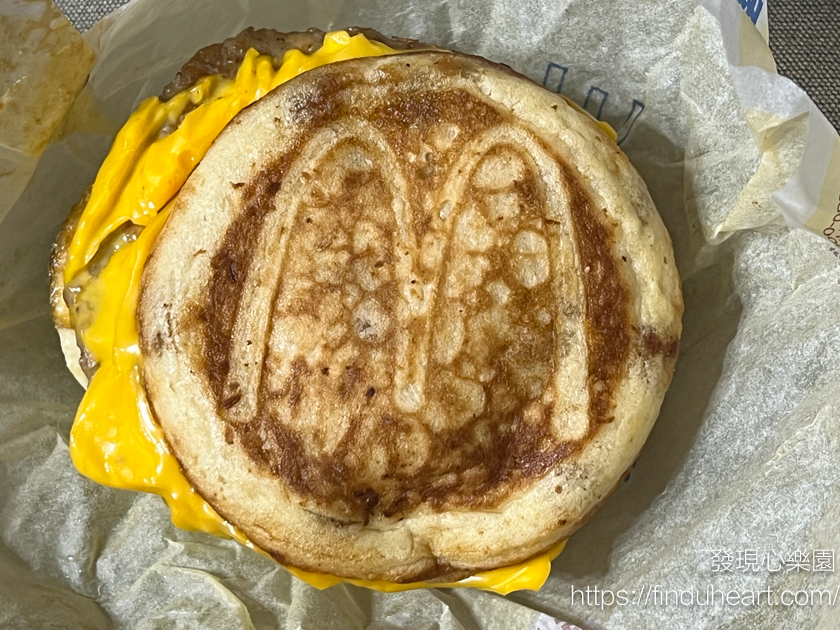 2025台灣麥當勞開賣McGriddles厚鬆餅堡：台灣吃不到的日本麥當勞鬆餅豬肉漢堡(McGriddles)