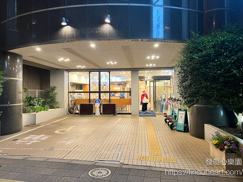 東橫INN淺草藏前1號店，成田/羽田機場皆有直達電車，臨近淺草寺、雷門、晴空塔(原名：淺草藏前雷門)