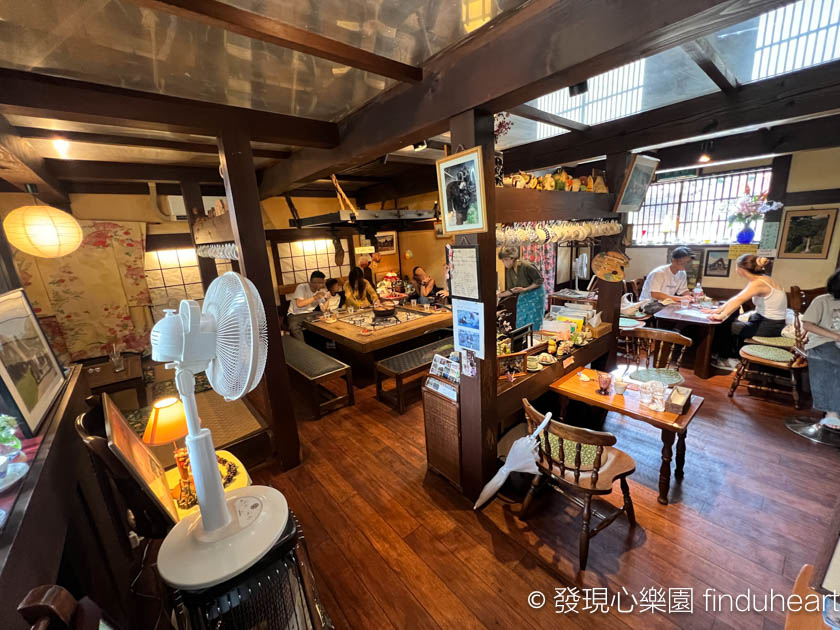 2025白川鄉合掌村美食--落人咖啡館(喫茶)在海賊王單行本封面（古屋咖啡館落人）