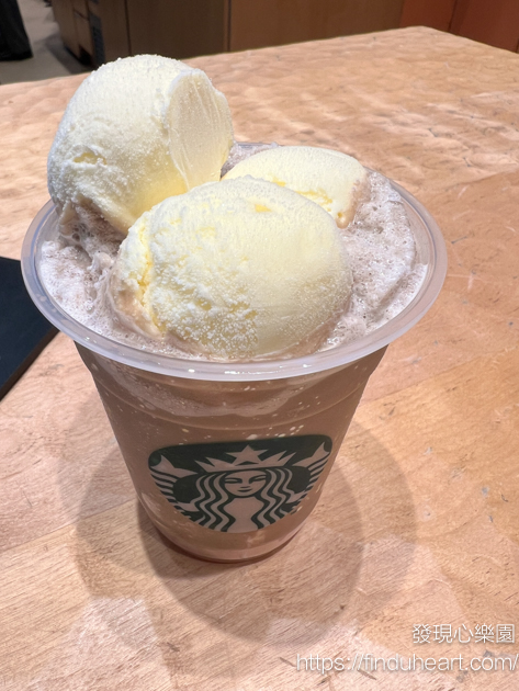 大阪星巴克TEAVANA茶飲(Starbucks tea café )專賣店，日本只有15間分店