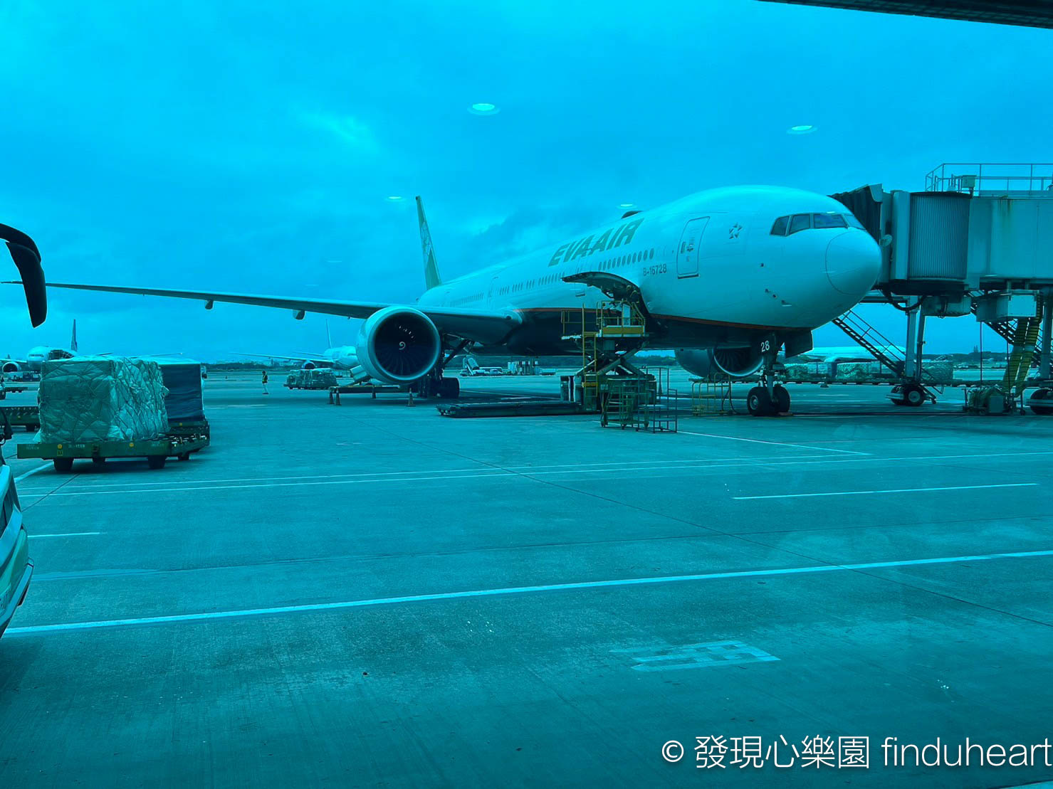 長榮航空到東京成田飛機座位＆飛機餐心得