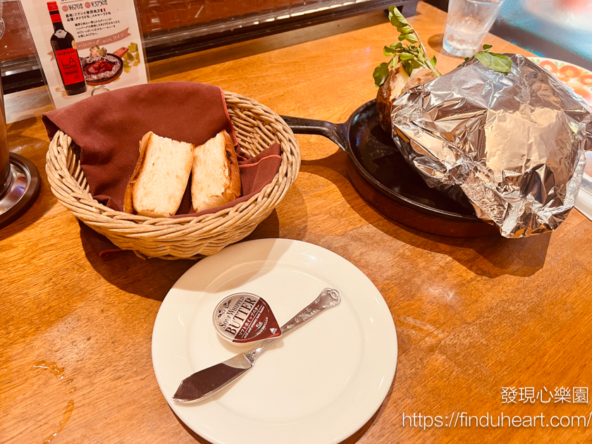京都車站美食:東洋亭漢堡排百年洋食傳奇,從整顆冰鎮番茄到爆汁漢堡排的美味秘密 京都車站美食:東洋亭漢堡排百年洋食傳奇,從整顆冰鎮番茄到爆汁漢堡排的美味秘密