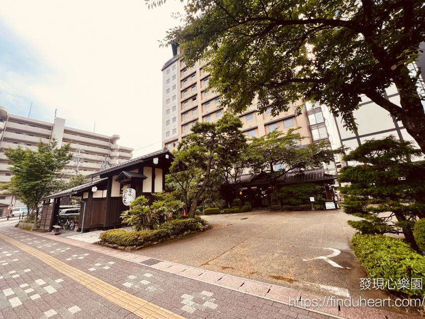 飛驒高山住宿推薦：飛驒花里之湯高山櫻庵，近車站、溫泉、免費宵夜拉麵(Takayama Ouan Hotel)