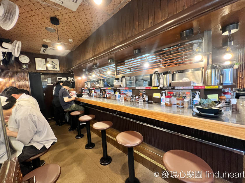 東京池袋無敵家拉麵(麵創房 無敵家 Mutekiya)，注意有外國人菜單不同價錢