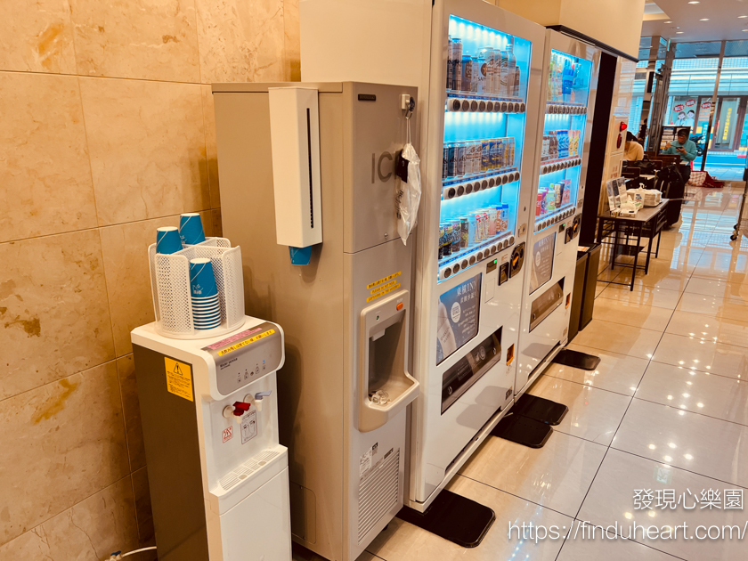 東京新宿住宿推薦：東橫INN東京新宿御苑前站3番出口，離地鐵3分鐘，周遭機能方便