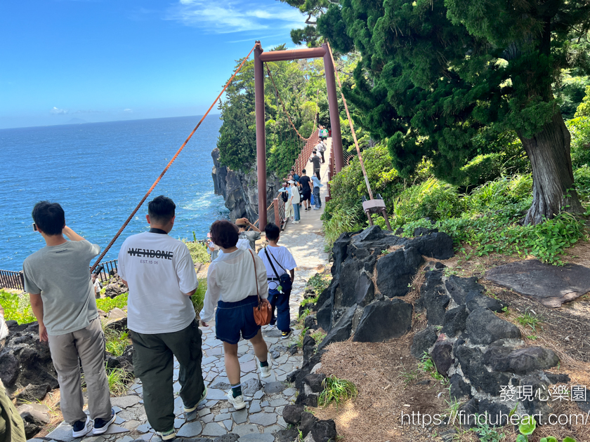 日本伊豆大室山巴士一日遊：熱海海岸線・大室山纜車・城崎海岸・伊東馬琳小鎮漫步
