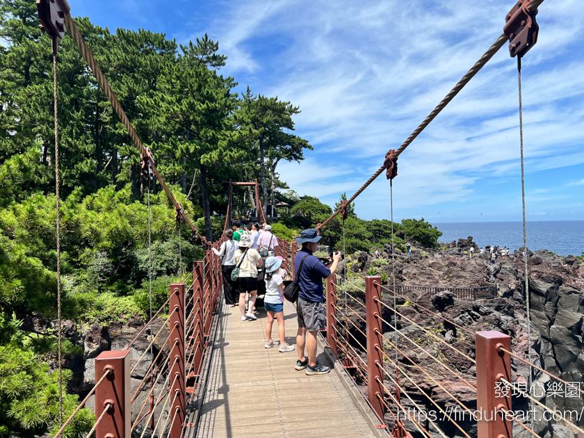 日本伊豆大室山巴士一日遊：熱海海岸線・大室山纜車・城崎海岸・伊東馬琳小鎮漫步