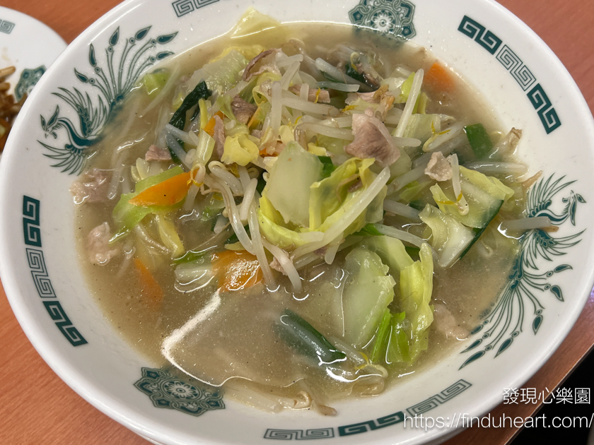 新宿平價美食「日高屋」,大份量蔬菜拉麵、豬肉豆芽炒青菜,省荷包又吃超飽,在地人也愛的美味連鎖食堂 新宿平價美食「日高屋」,大份量蔬菜拉麵、豬肉豆芽炒青菜,省荷包又吃超飽,在地人也愛的美味連鎖食堂