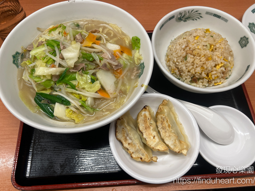 新宿平價美食「日高屋」,大份量蔬菜拉麵、豬肉豆芽炒青菜,省荷包又吃超飽,在地人也愛的美味連鎖食堂 新宿平價美食「日高屋」,大份量蔬菜拉麵、豬肉豆芽炒青菜,省荷包又吃超飽,在地人也愛的美味連鎖食堂