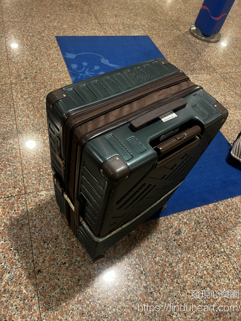 出國行李箱被摔壞怎麼辦?超實用機場的索賠流程與實例分享 出國行李箱被摔壞怎麼辦?超實用機場的索賠流程與實例分享