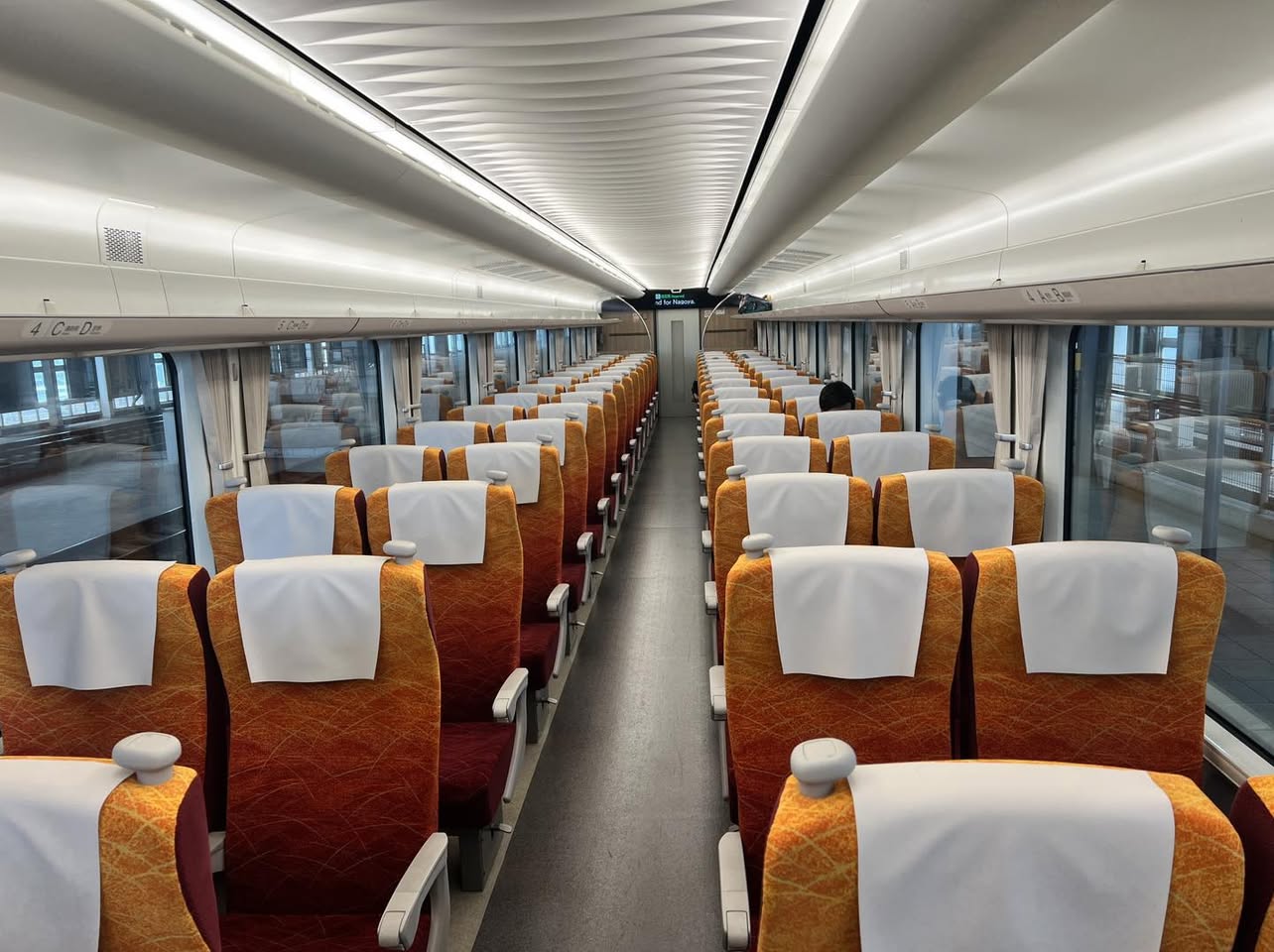 日本旅遊必看!從新幹線「綠色車廂」炎上事件,搞懂JR一般車廂與一般車廂的搭乘禮儀 日本旅遊必看!從新幹線「綠色車廂」炎上事件,搞懂JR一般車廂與一般車廂的搭乘禮儀